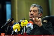 دولت بدون تفنگ تحقیر و سرانجام تسلیم خواهد شد/ ما به اصرار دولتها وارد سازندگی شدیم
